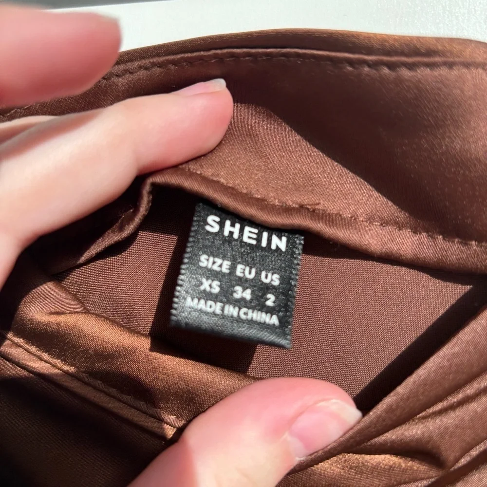 Elegant Brown Maxi Skirt - Picture 5 of 5